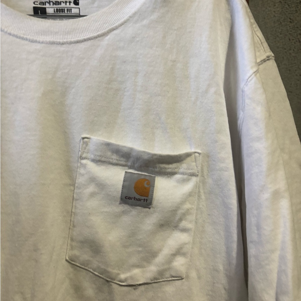 Loose fit carhartt tshirt